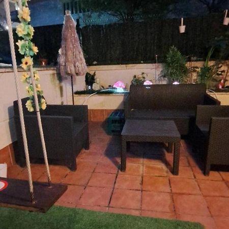 Habitacion Con Salida Directa A Terraza Chill Out Bilbao Exterior foto